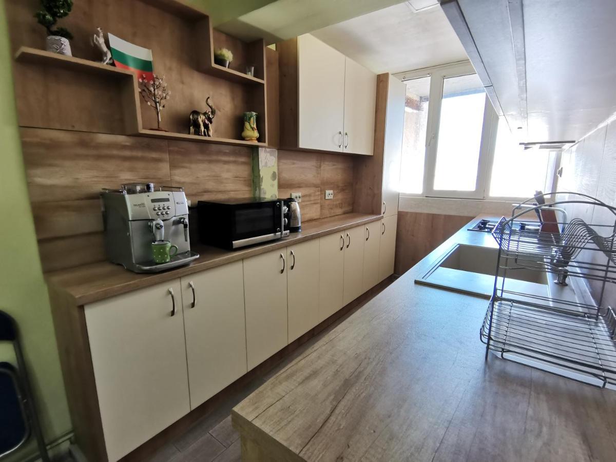 Central Apartment Targovishte Εξωτερικό φωτογραφία