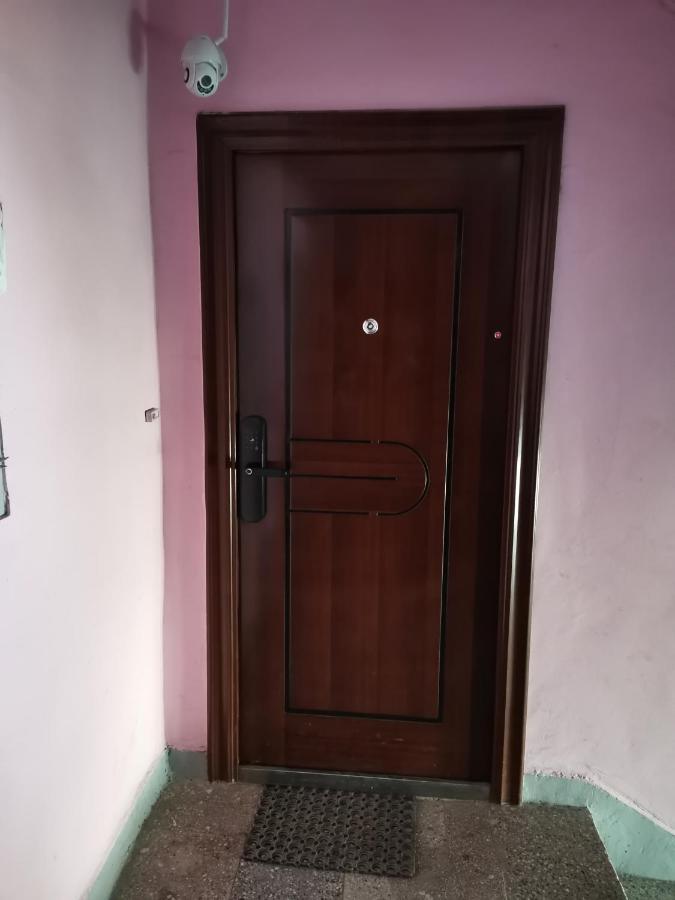 Central Apartment Targovishte Εξωτερικό φωτογραφία