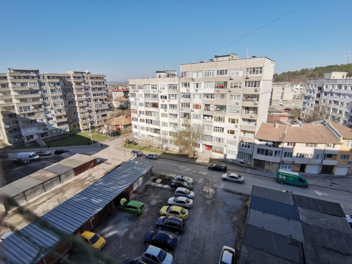 Central Apartment Targovishte Εξωτερικό φωτογραφία